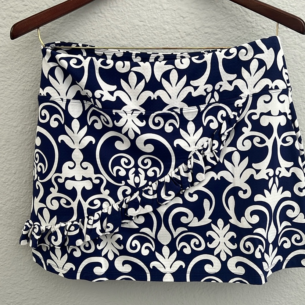 IBKUL women’s golf skort- size medium